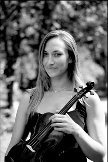 Marandi Hostetter - violin