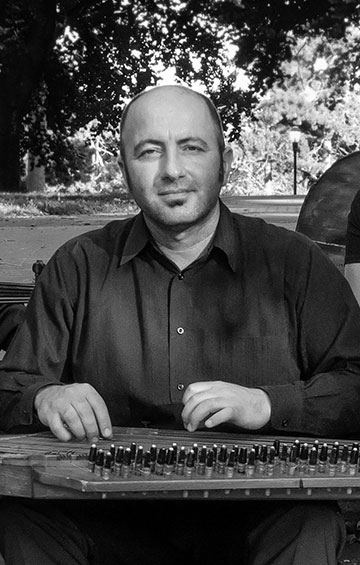 Zafer Tawil - qanun